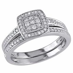 Brand new ๐งจ Unbranded Diamond Halo Engagement Ring Set In Sterling Silver (1/4 Ct. T.W.) ๐