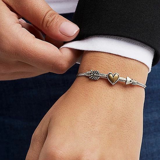 Discount ๐ Luca & Danni Luca + Danni Follow Your Heart Bangle Bracelet Silver Tone ๐ฏ 4 Discount ๐ Luca & Danni Luca + Danni Follow Your Heart Bangle Bracelet Silver Tone ๐ฏ - Image 2
