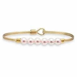 Cheapest ๐ Luca & Danni Luca + Danni Simulated Pearl Bangle Bracelet In Baby Pink Silver Tone โจ 9 Cheapest ๐ Luca & Danni Luca + Danni Simulated Pearl Bangle Bracelet In Baby Pink Silver Tone โจ -Valentine's Day Jewelry shop unnamed file 698